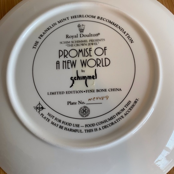 Franklin Mint “Promise Of A New World” - Picture 4 of 6